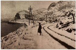 Nucli de Garraf i vies del tren cobertes de neu