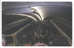 Arribada del Metro a Canyelles