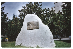 Monument a Víctor Jara
