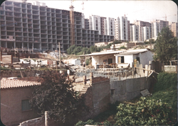 Construcció del barri de Canyelles